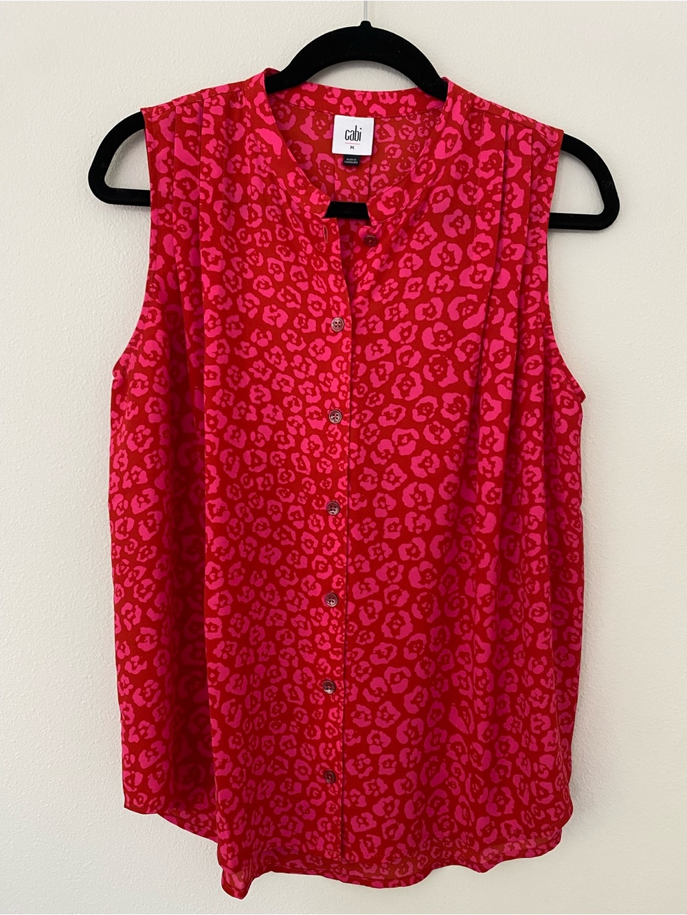 Cabi Kiss Top 4554 Sleeveless Button Front in Pink and Red M